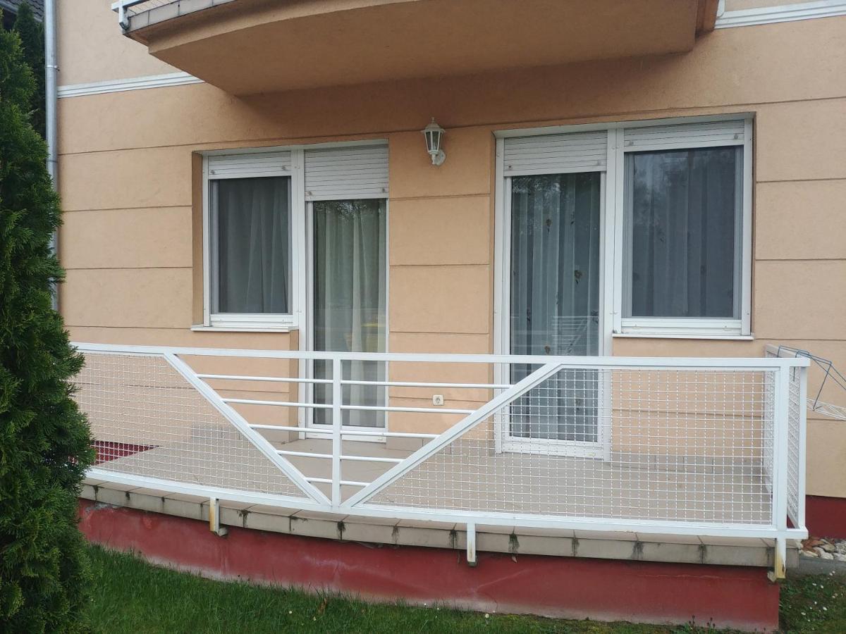 Appartement Arnyas à Balatonlelle Extérieur photo